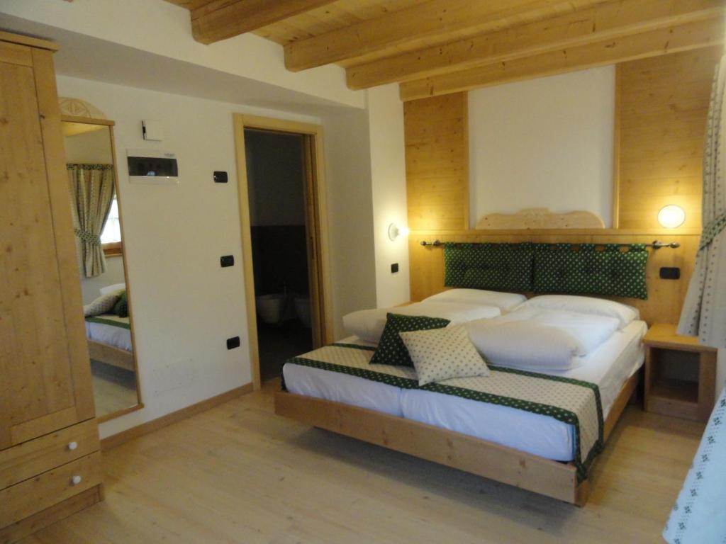 B&B Mas Di Zonadi Раббі Номер фото